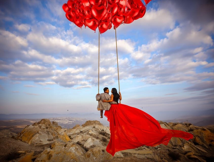 Cappadocia: Taking photo with Swing at hot air balloon view - Sunrise timing and private pickup: your morning rhythm