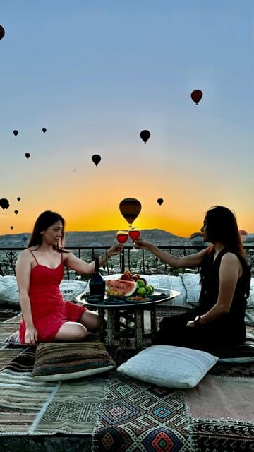 Cappadocia: Terrace Photo Spot With Balloon Flight View - What to Expect During the Shoot (And How to Stay Comfortable)