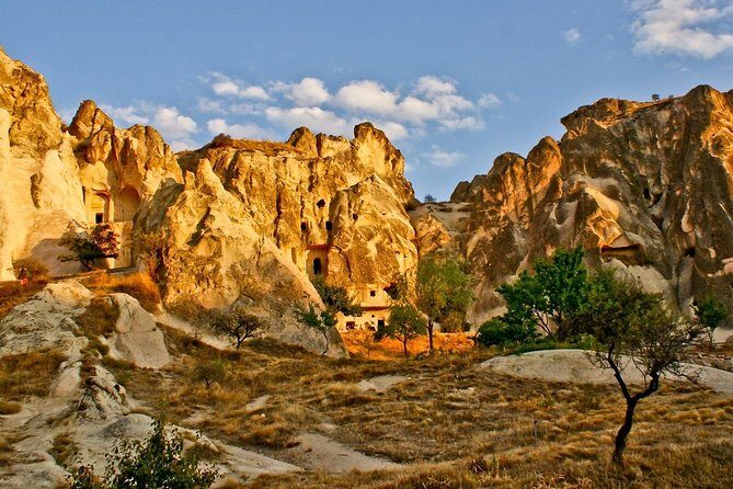Cappadocia Tour from Istanbul by Bus - Day 2 in Cappadocia: valleys, chimneys, and a real change of scenery