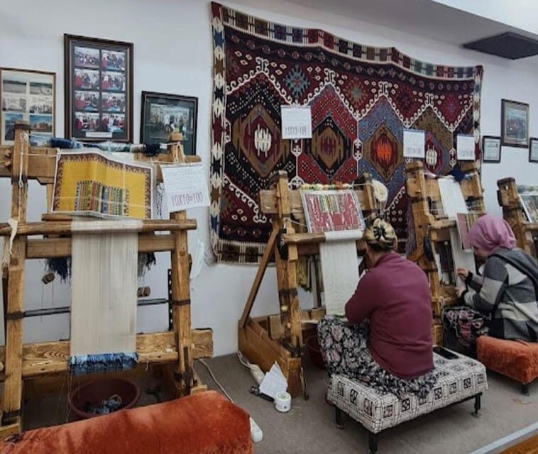 CAPPADOCIA : Traditional Local Carpet Weaving Tour - Inside the carpet weaving center: what you’ll actually see