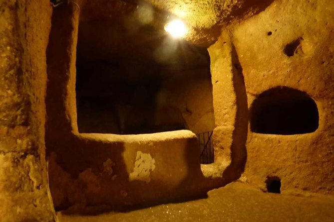Cappadocia Underground City & Pigeon Valley Tour - Entering Ozkonak Underground City: Defense Built Into the Rock