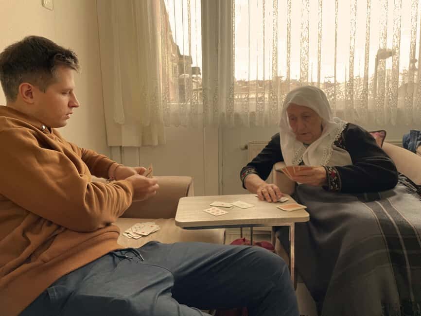 Card Game and Afternoon Turkish Tea with Local Grandma - Finding Selamlık Street (Beşiktaş Area) Without Stress