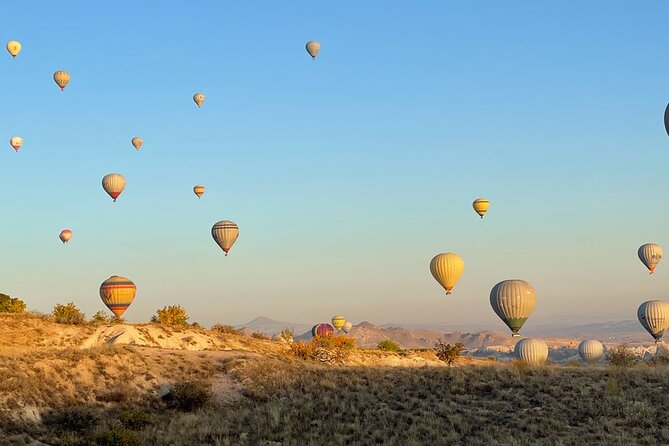 Cat Valley Ballon Tour In Cappadocia With Free Hotel Transfer - Sunrise photo tips you can use right away
