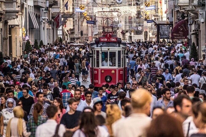 Colors of Istanbul: 1, 2 or 3-Day Guided Private Istanbul Tours - Guide quality is the real value: names you might match with