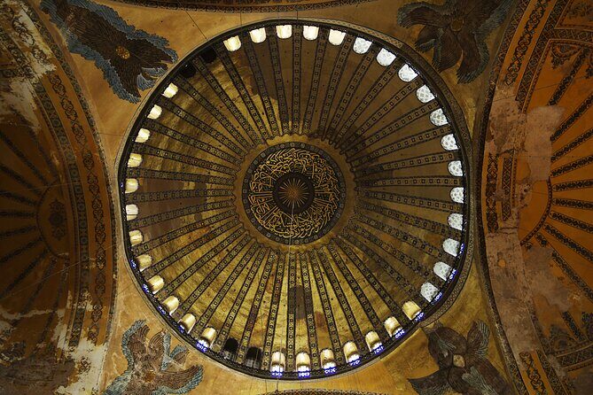 Constantinople to Istanbul - Full-Day Small Group Tour - Topkapi Palace: the day’s big guided payoff (and the part you pay for)