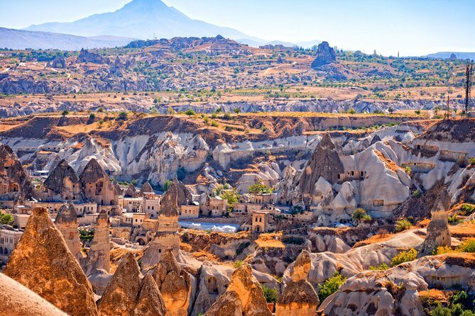 Daily Cappadocia Classics Tour: Private Tour with Van - Nevsehir and Goreme Panorama: quick orientation, easy start