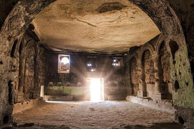 Daily Cappadocia Group Tour with English-Speaking Guide & Car - Zelve Open Air Museum: Cave Dwellings and Church Spaces