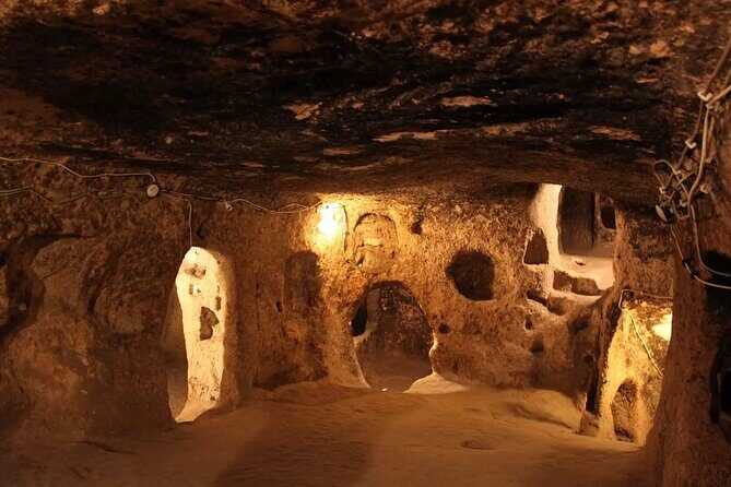 Daily Cappadocia Group Tour with English-Speaking Guide & Car - Uchisar Castle Panoramic View: Where the Pieces Click