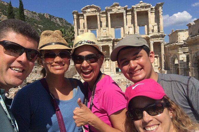 Day Trip to Ephesus from/to Istanbul with FLIGHT and LUNCH - Temple of Artemis and Selçuk Lunch: A Break With a Side of Shopping