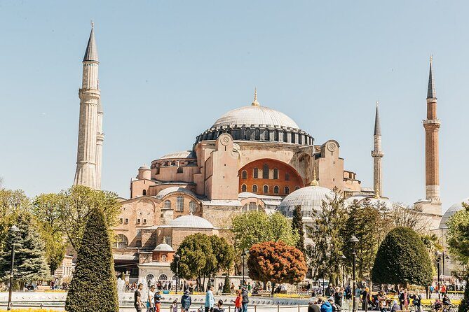 Discovering the Old City/ Full Day Tour/ Lunch&Tickets included - Hotel pickup at 9:00am: how it shapes the day