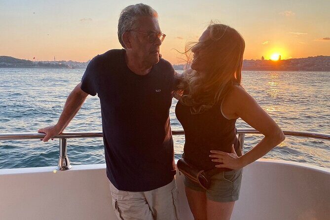 Dolmabahçe Palace and Sunset Tour on Luxury Yacht - Fortresses and bridges: Rumeli Hisarı and the narrowing Bosphorus story