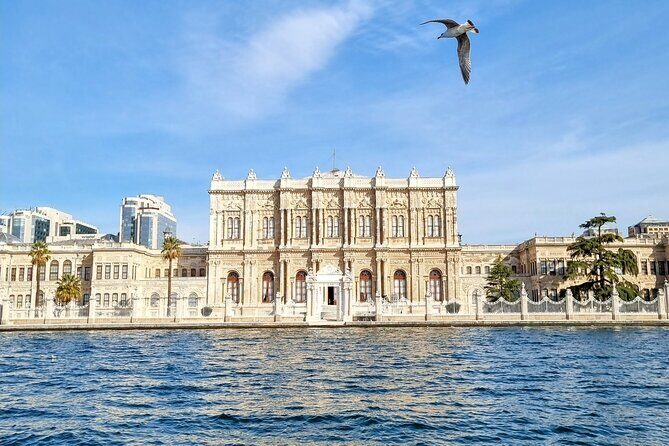 Dolmabahçe Palace and Sunset Tour on Luxury Yacht - Anadolu Hisarı and the Kucuksu/Beylerbeyi palaces: Asia-side perspective