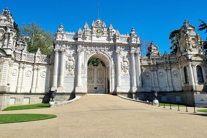 Dolmabahçe Palace and Sunset Tour on Luxury Yacht - The Bosphorus sunset yacht: small group, big views