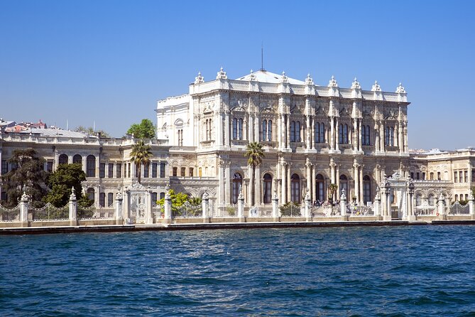 Dolmabahce Palace Skip the Ticket Line Entry with Audio Guide - Who should book this Dolmabahçe Palace audio entry