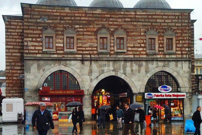 Dolmabahçe Palace with Bosphorus Tour by Boat - Dolmabahçe Palace: what you’ll see in two hours