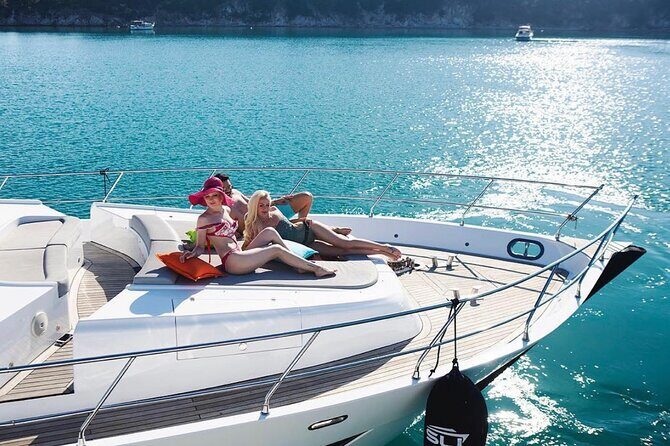 Exclusive Bosphorus Cruise - Luxury Yacht Experience in Istanbul - Crew and service: Captain Muzaffer’s friendly pace