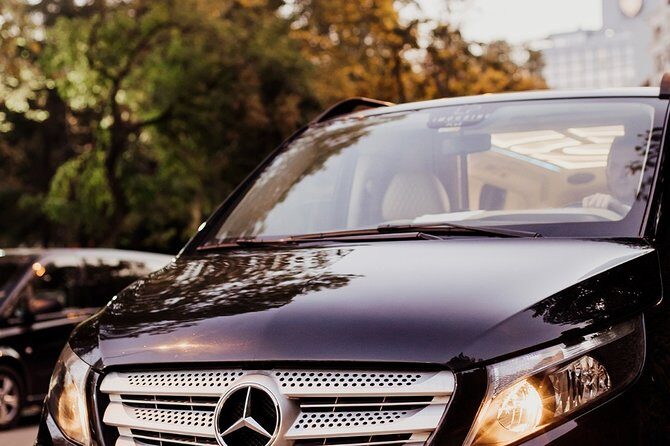 Fat Taxi - Private Istanbul Airport (IST) Transfer to Taksim - Small details that make a big difference