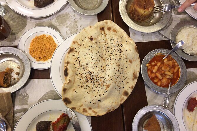 Food Tour in Istanbul with Local Guide - Kadıköy Food Market Break: Eat on the Asian Side