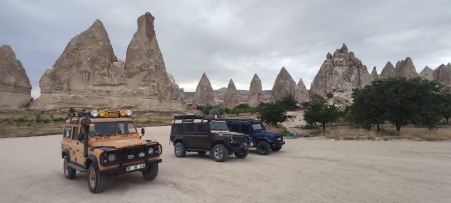From Göreme: Cappadocia Jeep Safari Tour - Champagne, Coffee, and a Picnic-Style Finish
