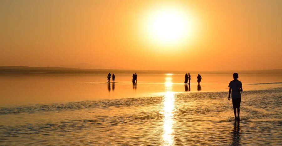 From Göreme: Salt Lake Tour at Sunset - The 5.5-hour rhythm: pickup early, drive, then shoot and roam