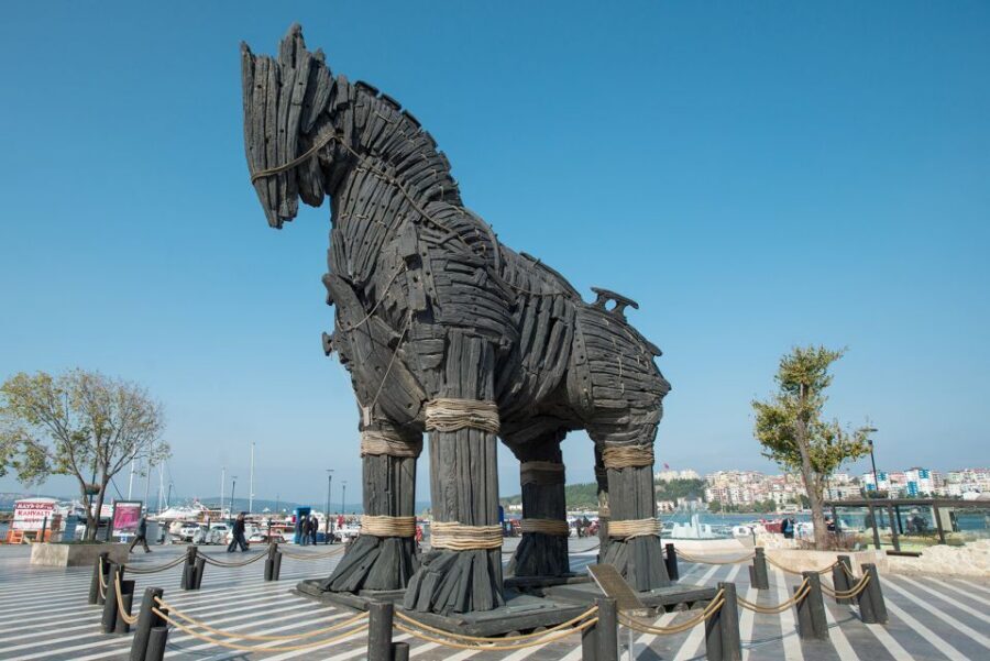 From Istanbul: 2-Day Tour to Gallipoli & Troy - The Canakkale Overnight: Your Most Important Buffer Day
