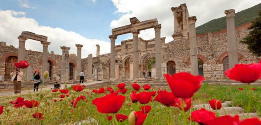 From Istanbul: Ephesus and House of Virgin Mary Day Trip - Flying Istanbul to Izmir: the fast route, with real trade-offs