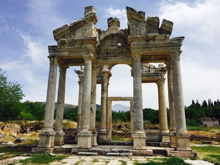 From Izmir: Ephesus, Mary's House Tour with Tickets + Lunch - Izmir Port pickup: easy logistics, but confirm timing