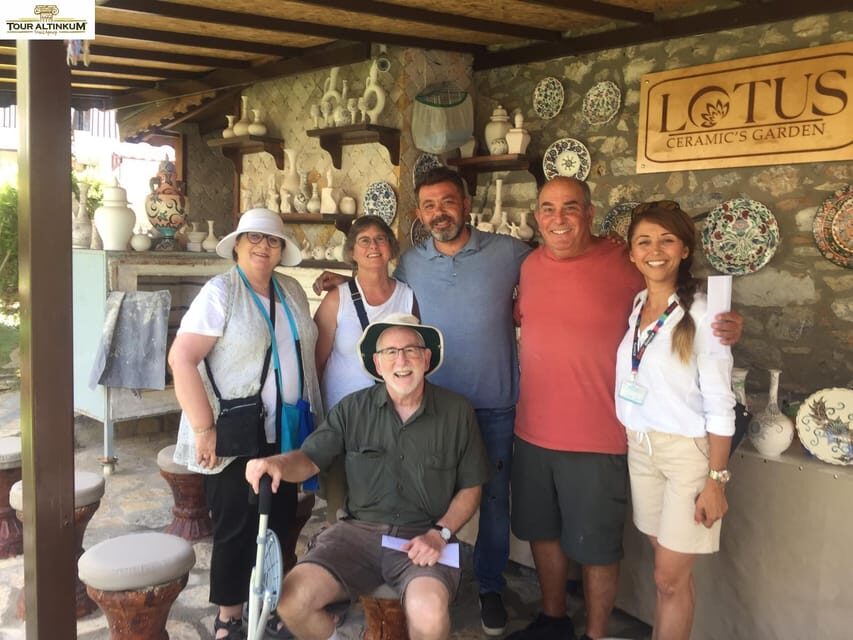 From Izmir: Ephesus, Mary's House Tour with Tickets + Lunch - Lunch at a family-owned restaurant: where the day cools off