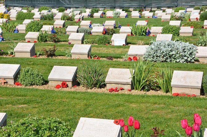 Full-Day Gallipoli Tour From Istanbul - What the guide does with the campaign story (Hassan and Bulent are named)