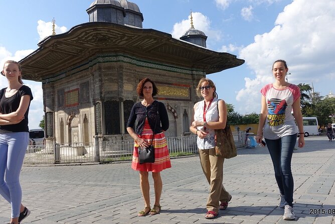 Full Day Private Guide in Istanbul - Pickup, meeting point, and how the day length can shift