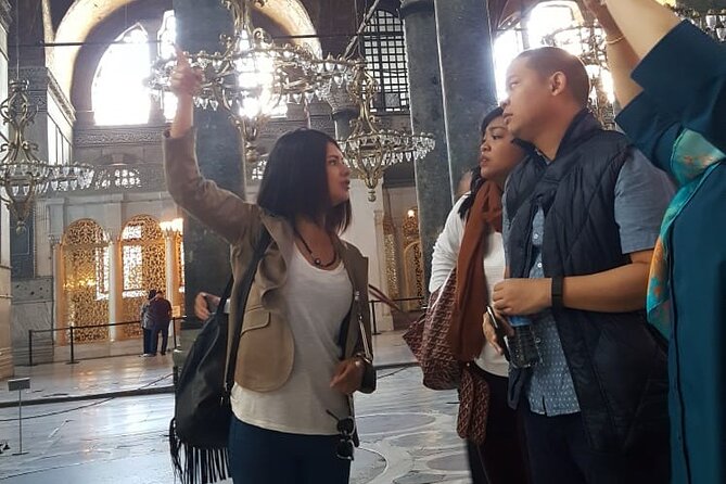Full Day Private Guide in Istanbul - Hagia Sophia: a building that keeps changing jobs