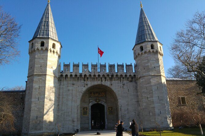 Full-Day Private Tour of Istanbul with Pick Up - Hagia Sophia Grand Mosque: What to Expect at the Entrance