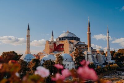 Full-Day Small-Group Guided Tour to Famous Mosques in Istanbul - Hagia Sophia Grand Mosque: the shape of empire, from church to mosque