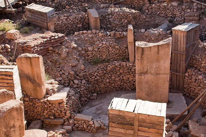 Gobeklitepe and Harran Day Trip from Istanbul - Harran: how the second stop extends the story beyond one site