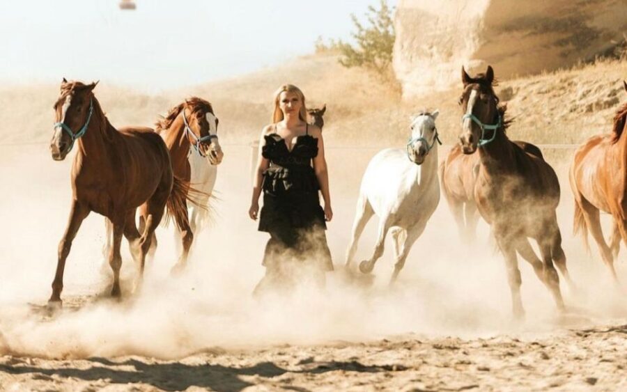 Goreme: Cappadocia Horse Riding Tour with Transfers - From Göreme hotel pickup to the ranch ride start
