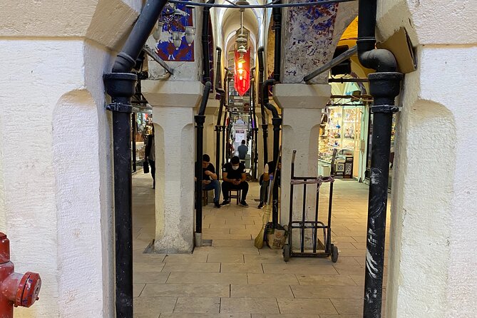 Grand Bazaar Through the Alleys - Why this Grand Bazaar tour feels smarter than wandering alone