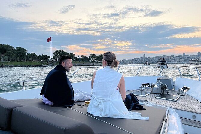 Guided Bosphorus Afternoon Cruise on Luxury Yacht - Crossing the main line: Anadoluhisarı and the Fatih Sultan Mehmet Bridge