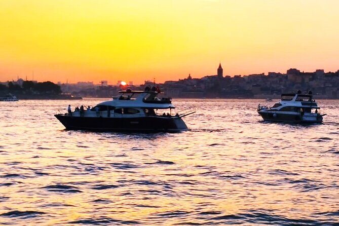Guided Bosphorus Sunset Cruise on Luxurious Yacht - Small Group Cruise - What the luxury yacht setup means in practice