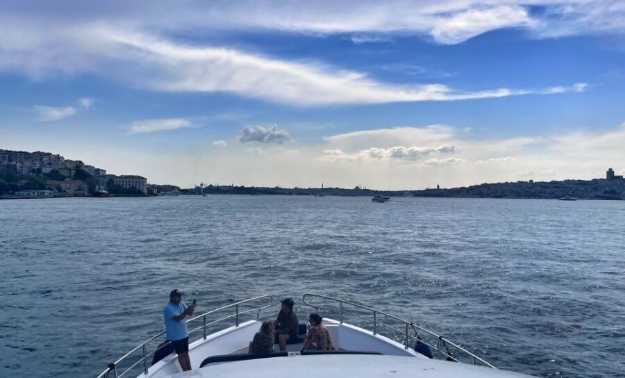 Guided Dolmabahce Palace Tour with Bosphorus Sunset Cruise - The Bosphorus sunset cruise: Rumeli Fortress to Kız Kulesi