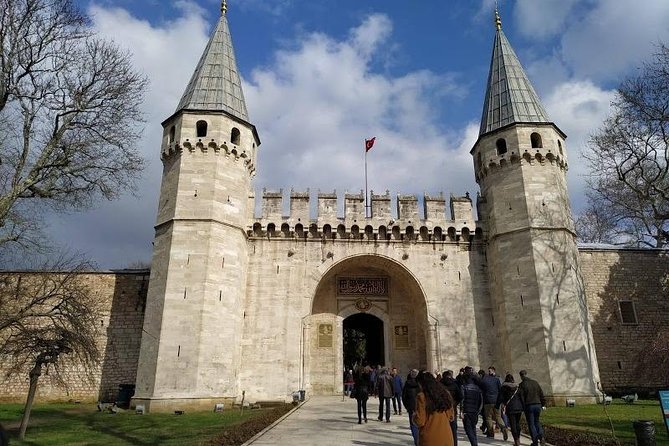 Guided Topkapi Palace & Harem- Skip-the-Line with SMALL GROUP - The Harem visit: what changes when you get access to the inner palace