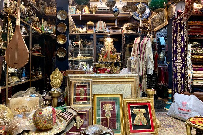 Hagia Sophia, Basilica Cistern and Grand Bazaar Tour in Istanbul - Meeting at House of Medusa Restaurant and how the day flows