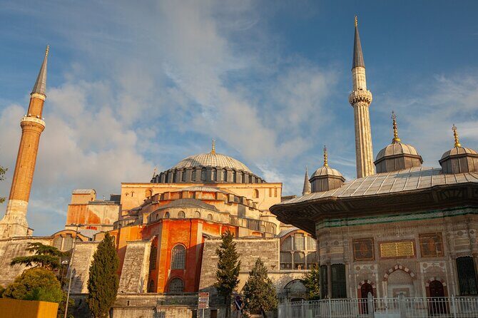 Hagia Sophia, Basilica Cistern, Grand Bazaar Skip the Ticket Line - Hagia Sophia (Ayasofya): Dome Engineering and Big-Picture Context