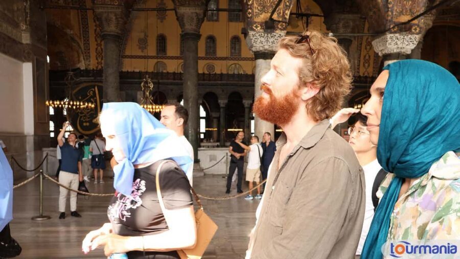 Hagia Sophia & Basilica Cistern Guided Tour Incl. Tickets - Hagia Sophia: from emperor’s church to Ottoman mosque, with mosaics you can’t unsee