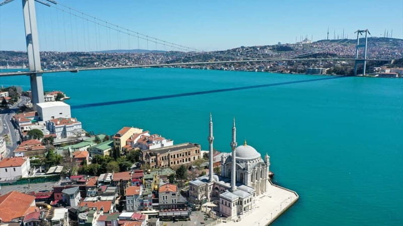 Hagia Sophia, Bosphorus cruise Blue Mosque, Small Group tour - The Hippodrome Stop: Ottoman Day, Roman Remains