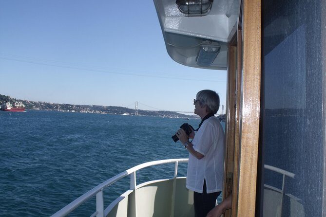Half-Day Bosphorus Cruise to Black Sea from Istanbul with Lunch - Black Sea Time: Poyrazköy for the Swim, or Anadolu Kavağı When Weather Turns