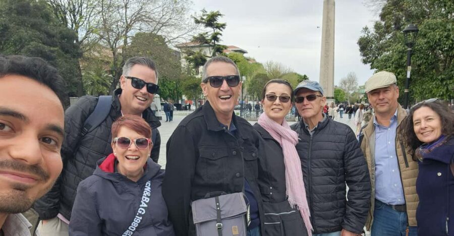 Half Day Old City Tour by Art Historian - Meeting the guide by the Hippodrome: easy start, less stress