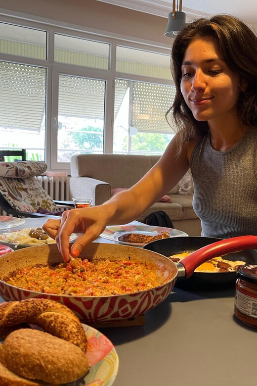 Healthy Istanbul Morning: Yoga and Healthy Turkish Breakfast - Healthy Istanbul Morning Key Points