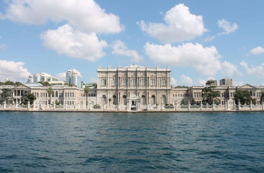 Highlights of Asia & Europe, Coach & Cruise tour Small Group - Fatih food and shopping stop: fun if you’re in the mood