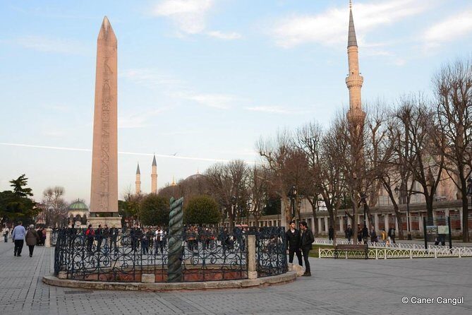 Hippodrome and Blue Mosque Guided Tour - Fast Ottoman Classics: Blue Mosque and the Hippodrome in One Guided Swing