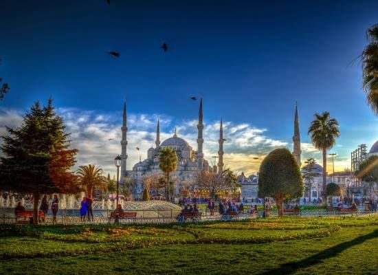 Historical Ambiance of Istanbul: Private Full-Day Tour - Hagia Sophia and Little Hagia Sophia: when buildings switch religions